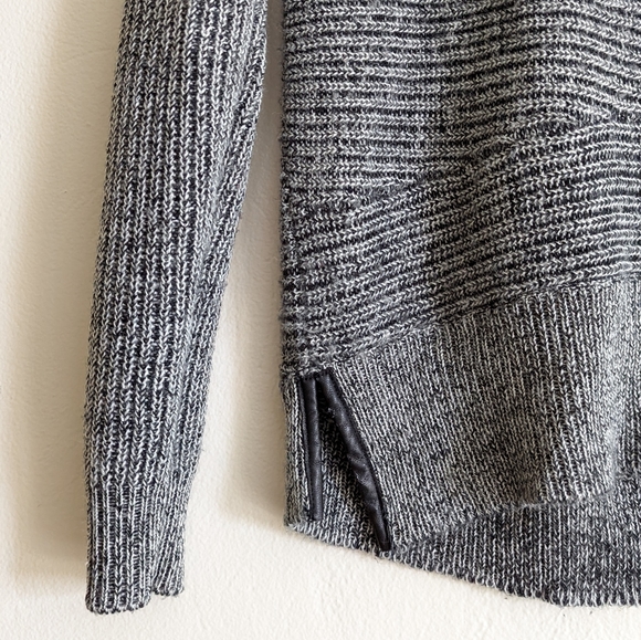 BB Dakota | Black + White Knit Sweater - Picture 2 of 8